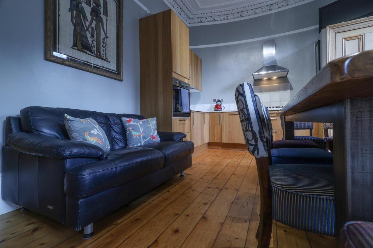 Appartement 2 Bed In Great Location 15-20 Minutes Walk To Sec à Glasgow Extérieur photo